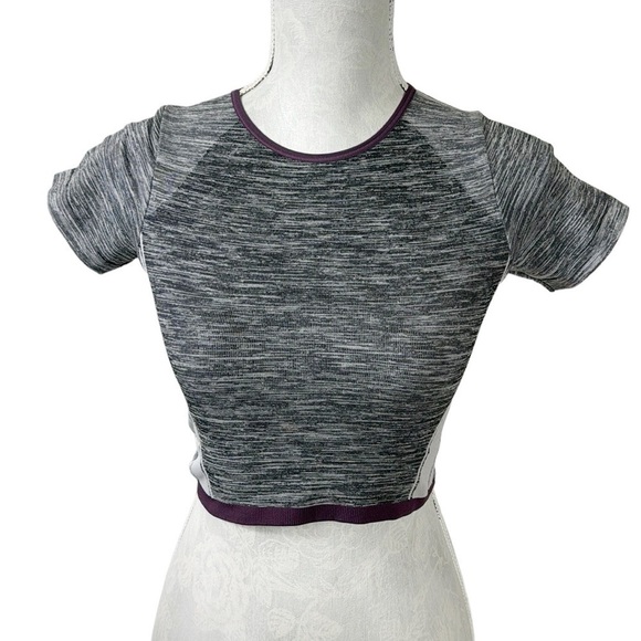 Athleta Impact Crop Top Compression Activewear Tee Women's XS Gray NWT - Picture 2 of 12